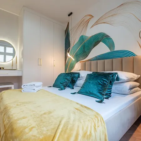 Lights Mostowa 6 * Krakkó