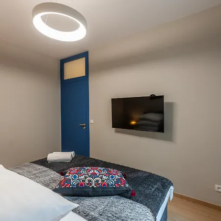 Lights Mostowa 6 Apartman Krakkó