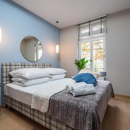 Lights Mostowa 6 * Krakkó