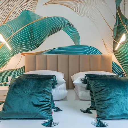 Lights Mostowa 6 *
